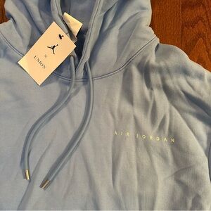 Light Blue Air Jordan Hoodie Men’s Size M (DV7334-496)